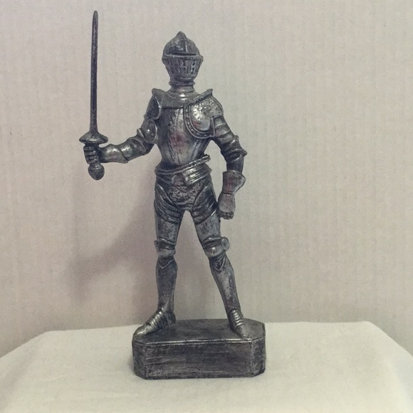 Vintage 1970, 8-1/2” Medieval Knight Plastic Toy - Picture 1 of 6